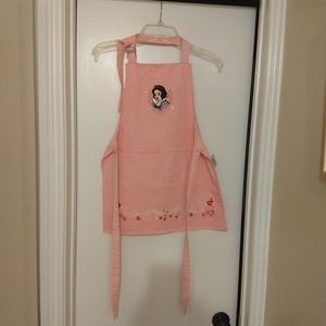Williams Sonoma Disney Snow White Kid Apron